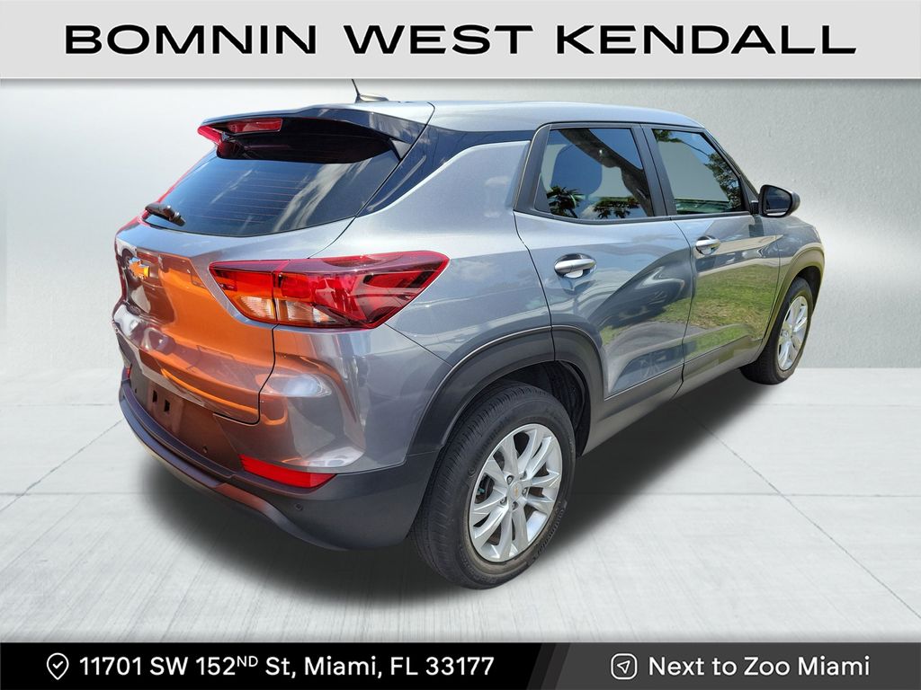 2022 Chevrolet Trailblazer LS photo 4