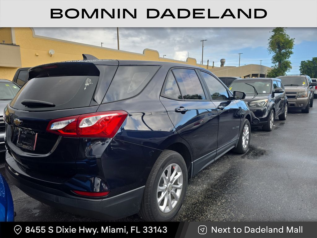 2020 Chevrolet Equinox LS photo 4