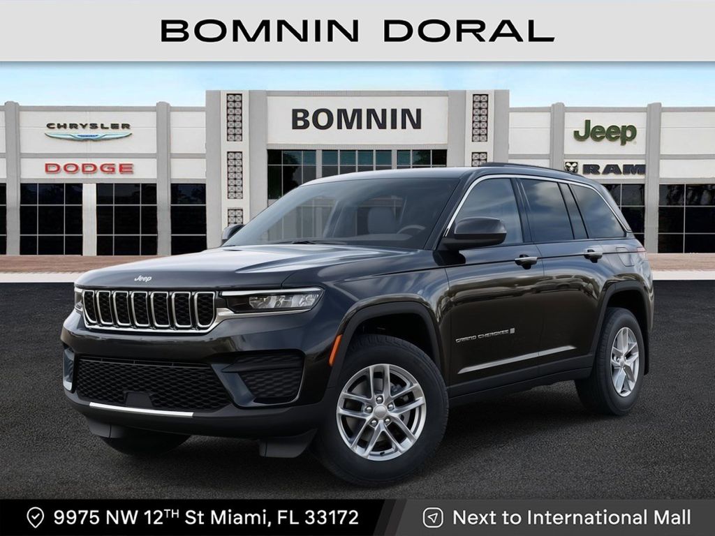 2025 Jeep Grand Cherokee Laredo's photo