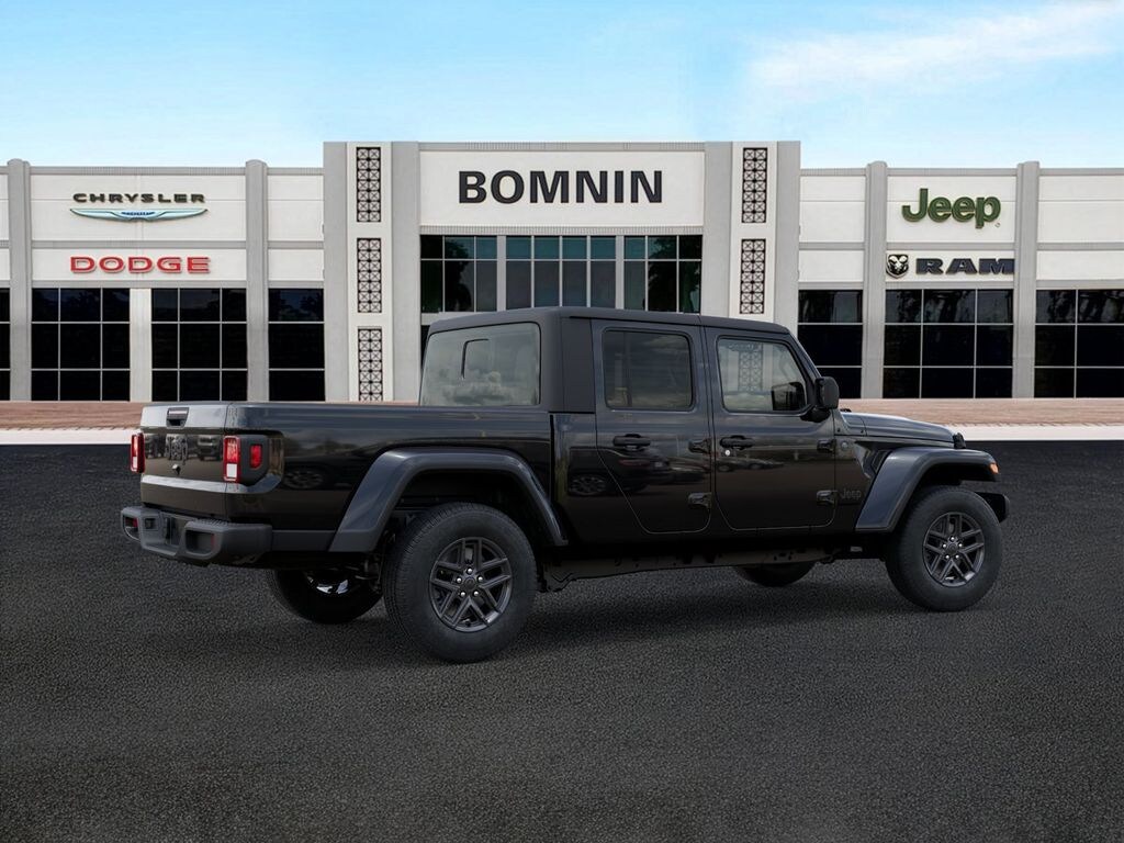 New 2026 Jeep Gladiator Sport S Pickup