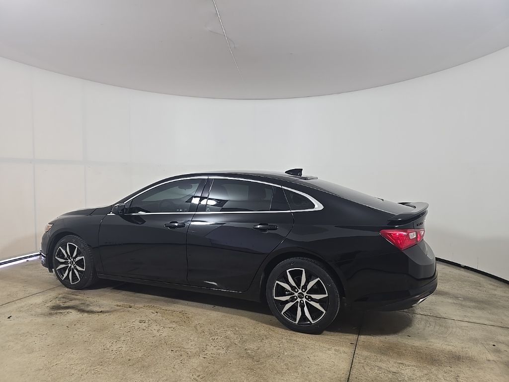 2022 Chevrolet Malibu RS photo 4