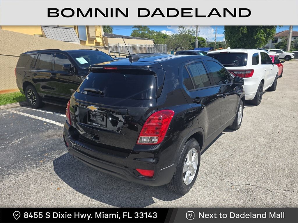 Used 2022 Chevrolet Trax LS SUV