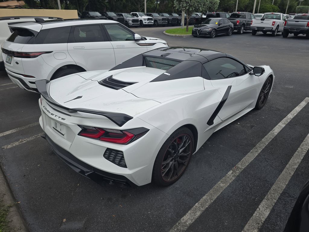 2023 Chevrolet Corvette Stingray 2LT photo 3