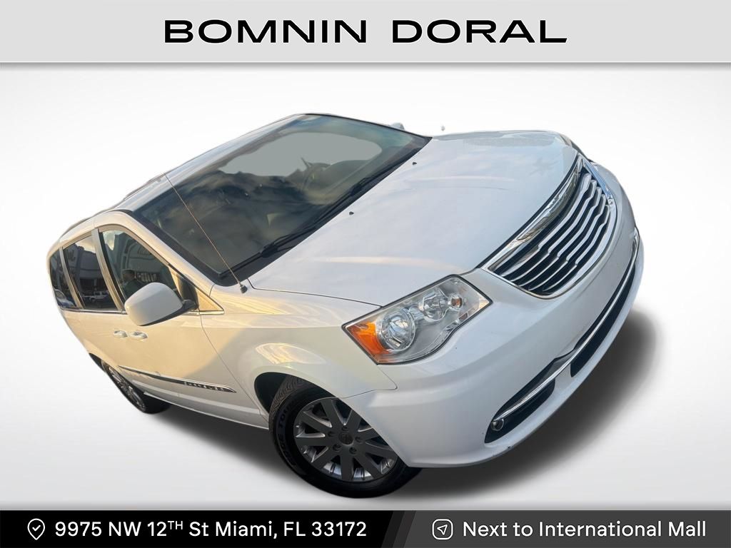 2016 Chrysler Town & Country Touring