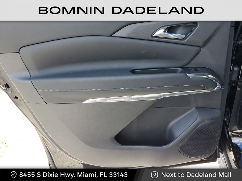 2024 Chevrolet Traverse 1LT photo 7