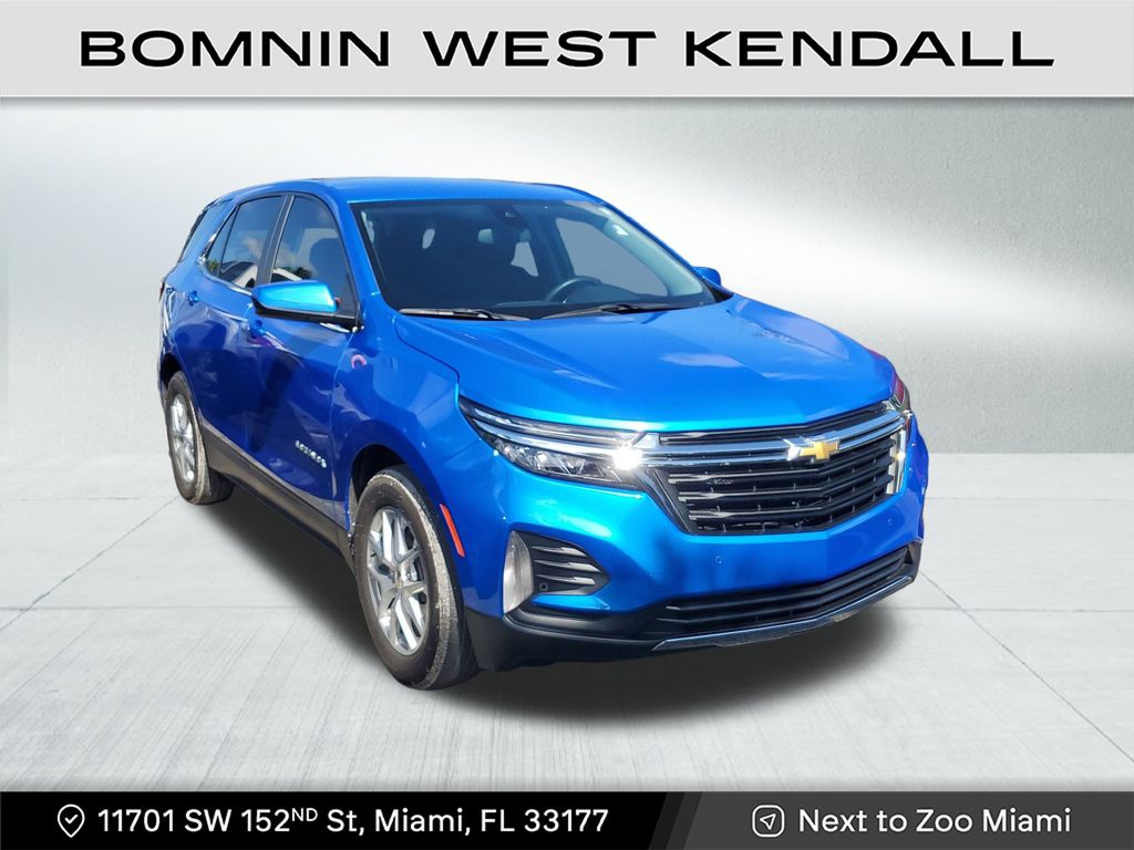 2024 Chevrolet Equinox LT photo 2