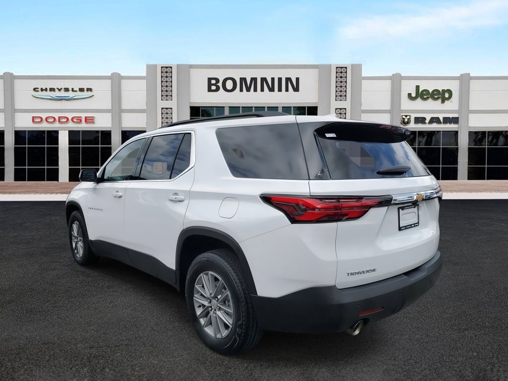 Used 2022 Chevrolet Traverse LT SUV