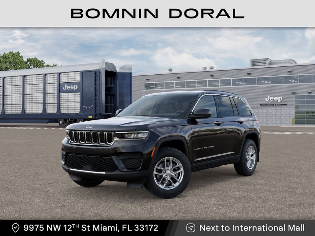 2025 Jeep Grand Cherokee Laredo's photo