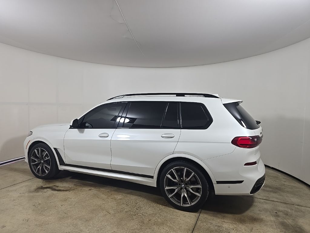 2020 Bmw X7 M50i photo 3