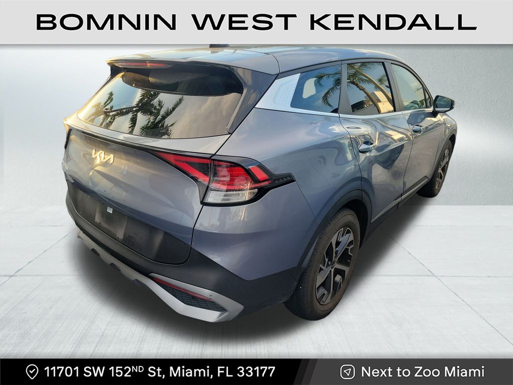 2023 Kia Sportage EX photo 4
