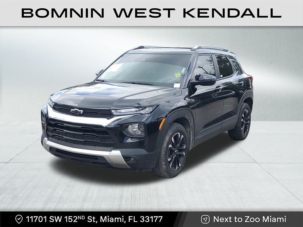 2023 Chevrolet Trailblazer LT photo 2