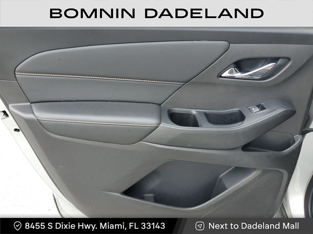 2021 Chevrolet Traverse Cloth photo 4