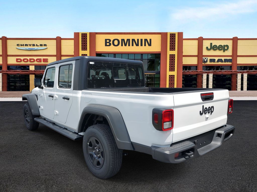 2025 Jeep Gladiator Sport photo 4
