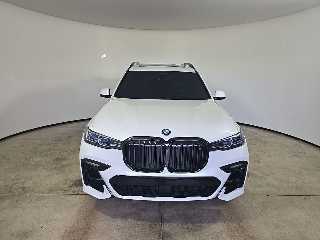 2020 Bmw X7 M50i photo 2