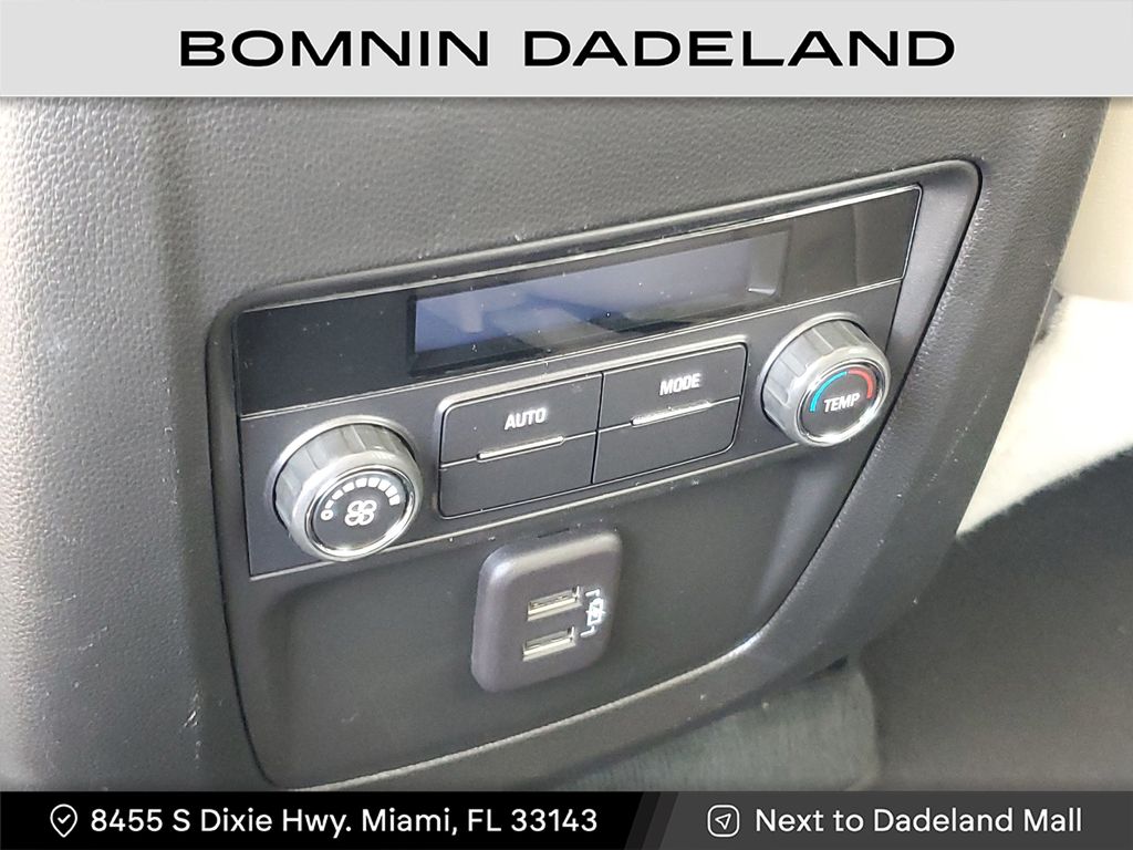 2023 Buick Enclave Essence photo 12