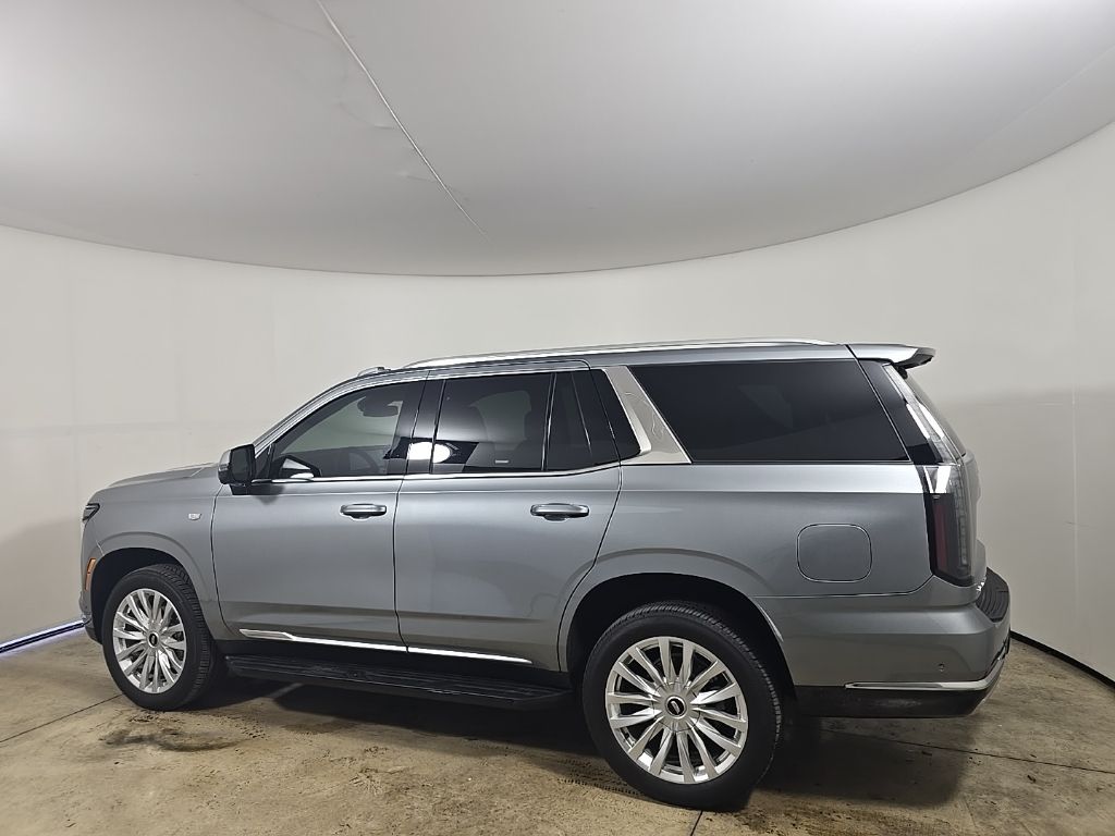 2025 Cadillac Escalade Luxury photo 4