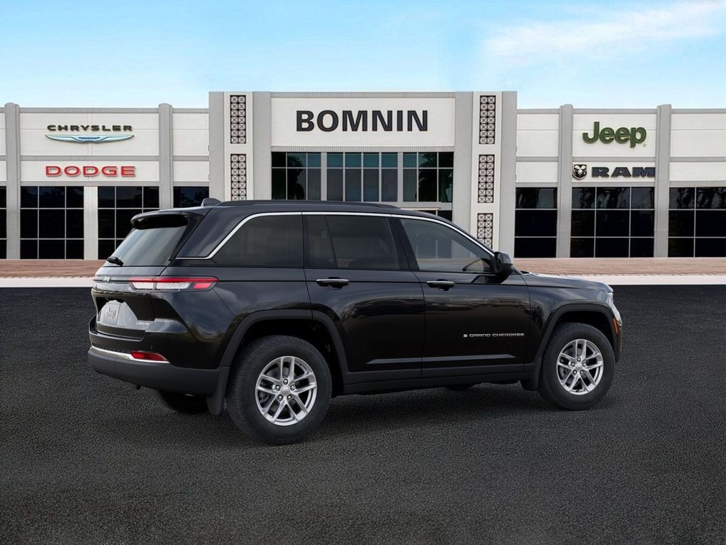 New 2025 Jeep Grand Cherokee Laredo X Sport Utility