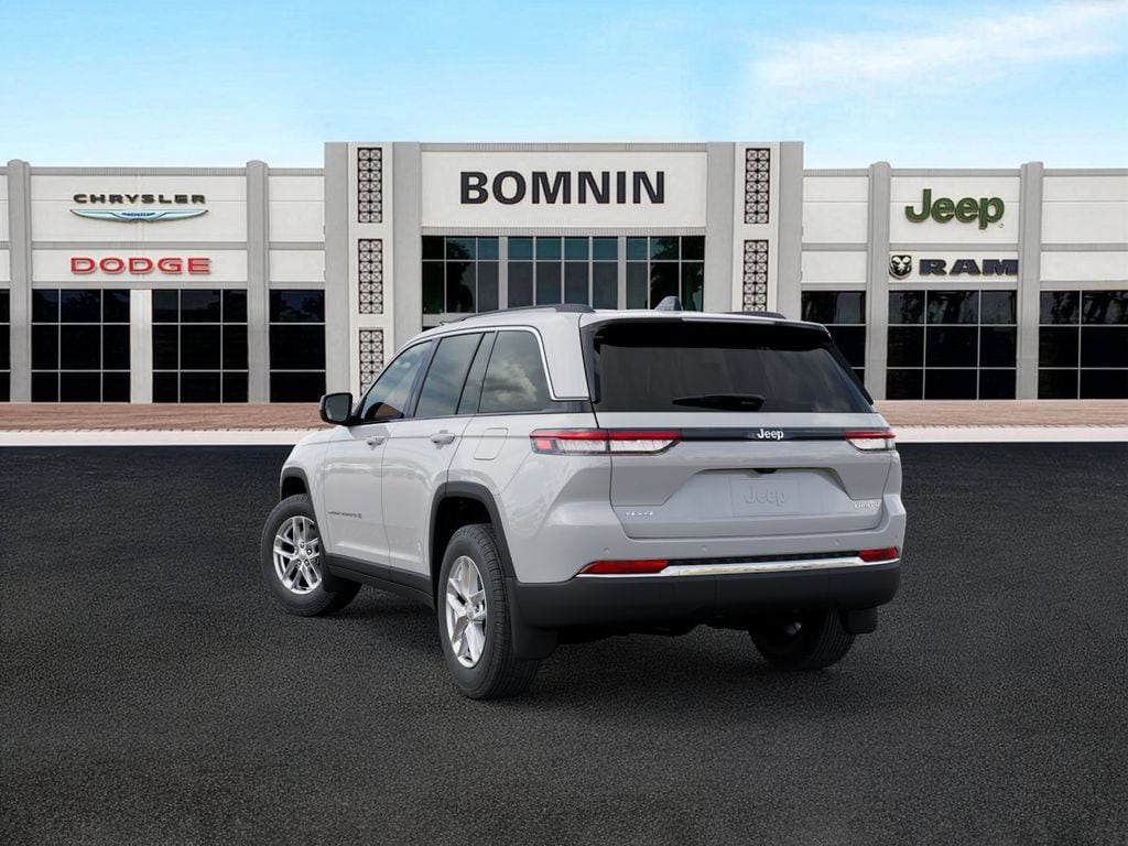 New 2025 Jeep Grand Cherokee Laredo X Sport Utility