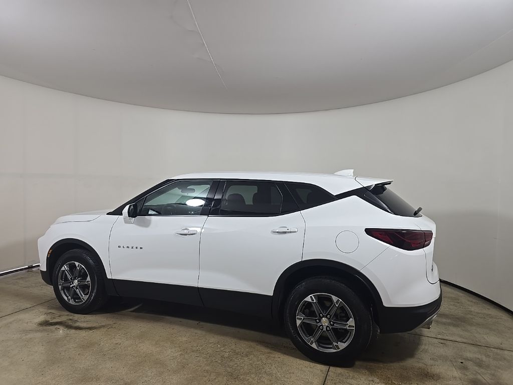 2023 Chevrolet Blazer 2LT photo 4