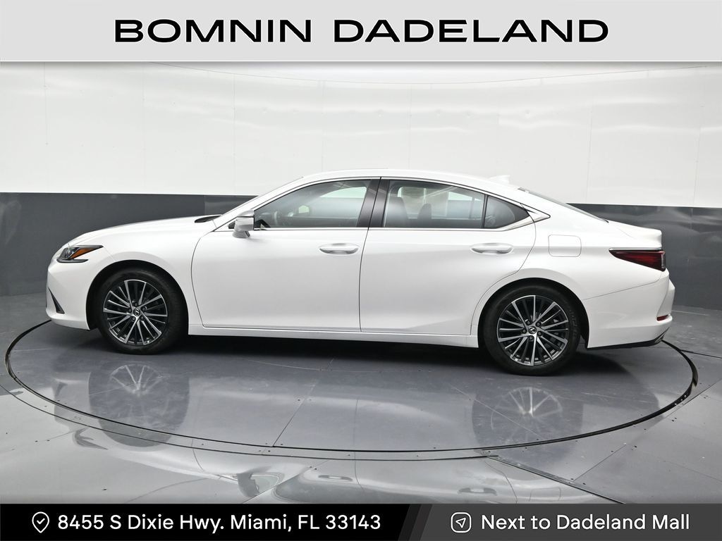 Used 2023 Lexus ES 350 Sedan