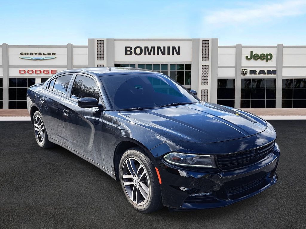 Used 2019 Dodge Charger SXT Sedan