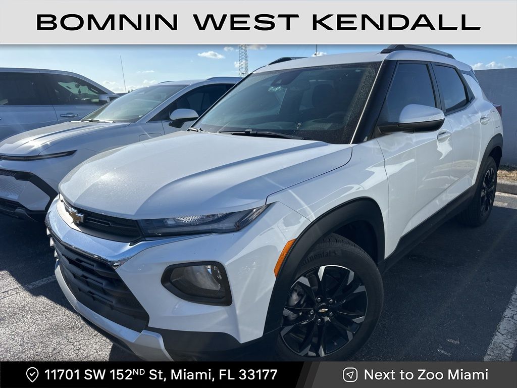 2022 Chevrolet Trailblazer LT photo 2