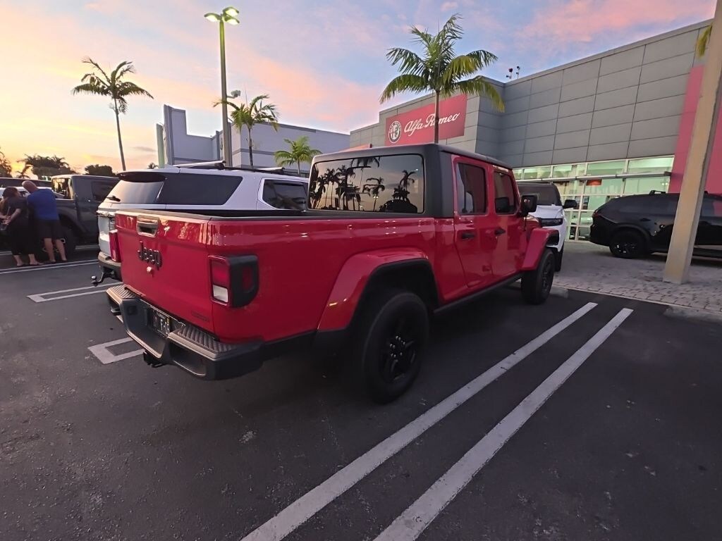 Used 2021 Jeep Gladiator Sport Truck