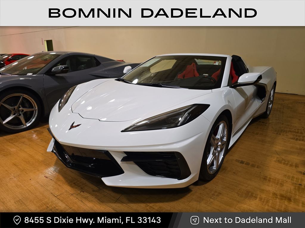 2021 Chevrolet Corvette Stingray 1LT photo 2