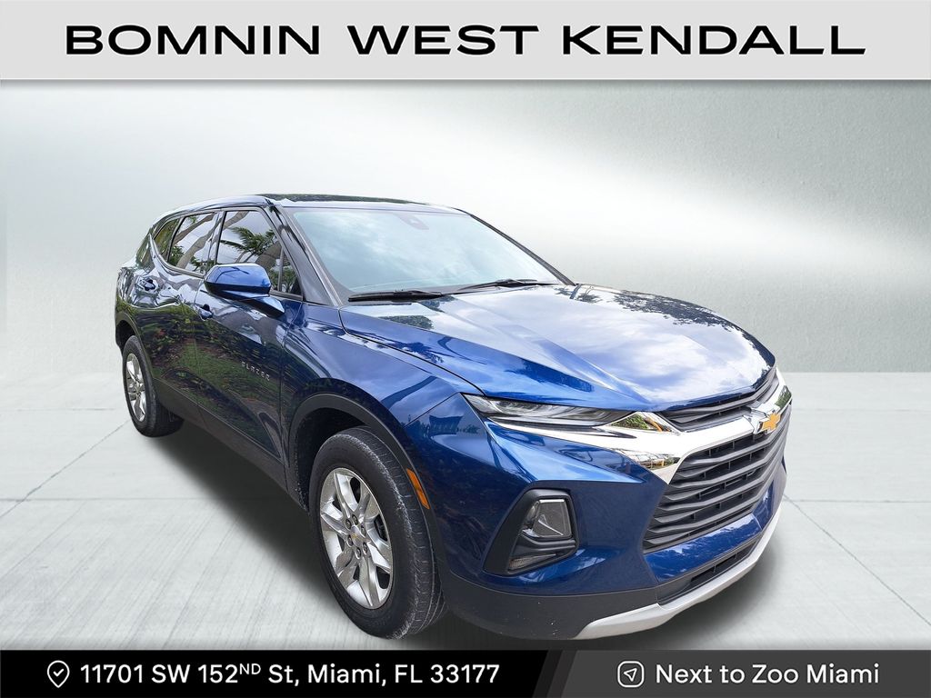 2022 Chevrolet Blazer 2LT photo 2