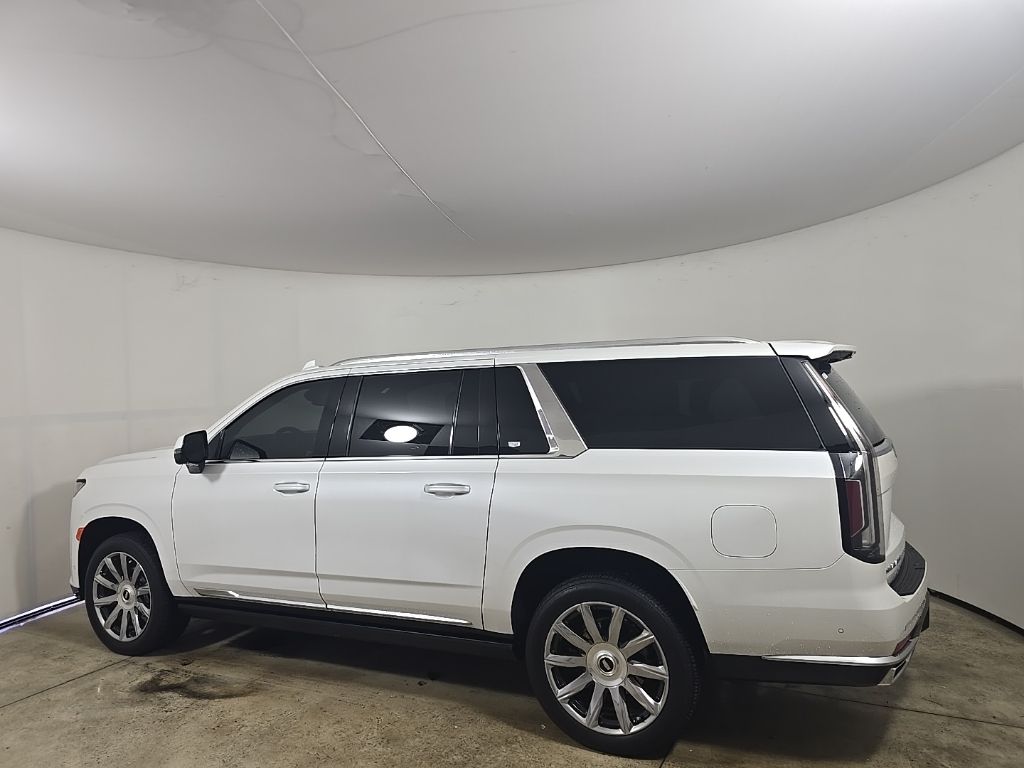 2023 Cadillac Escalade ESV Premium Luxury Platinum photo 4