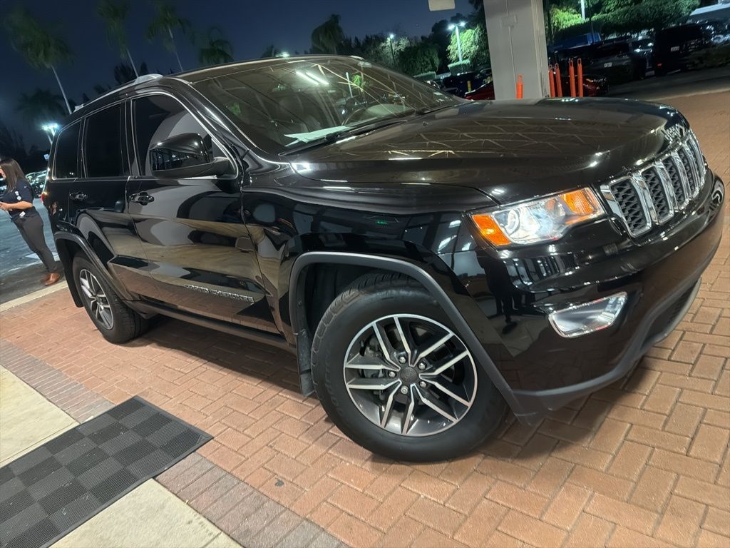 Used 2019 Jeep Grand Cherokee Laredo E SUV