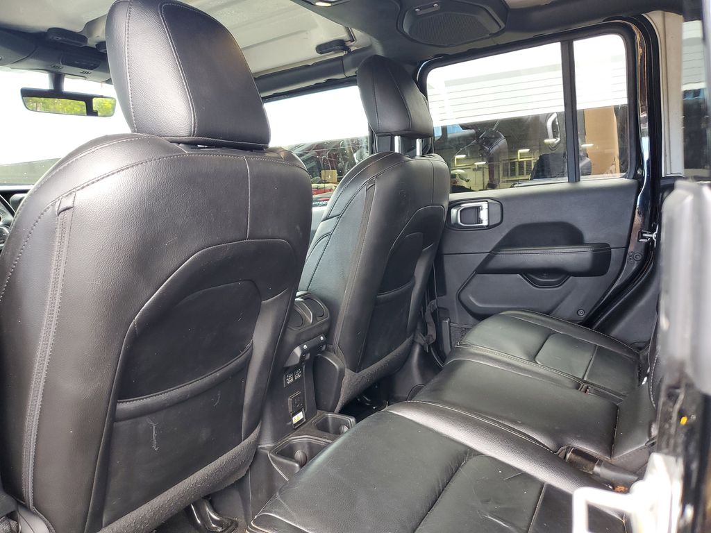 2022 Jeep Gladiator Overland photo 10