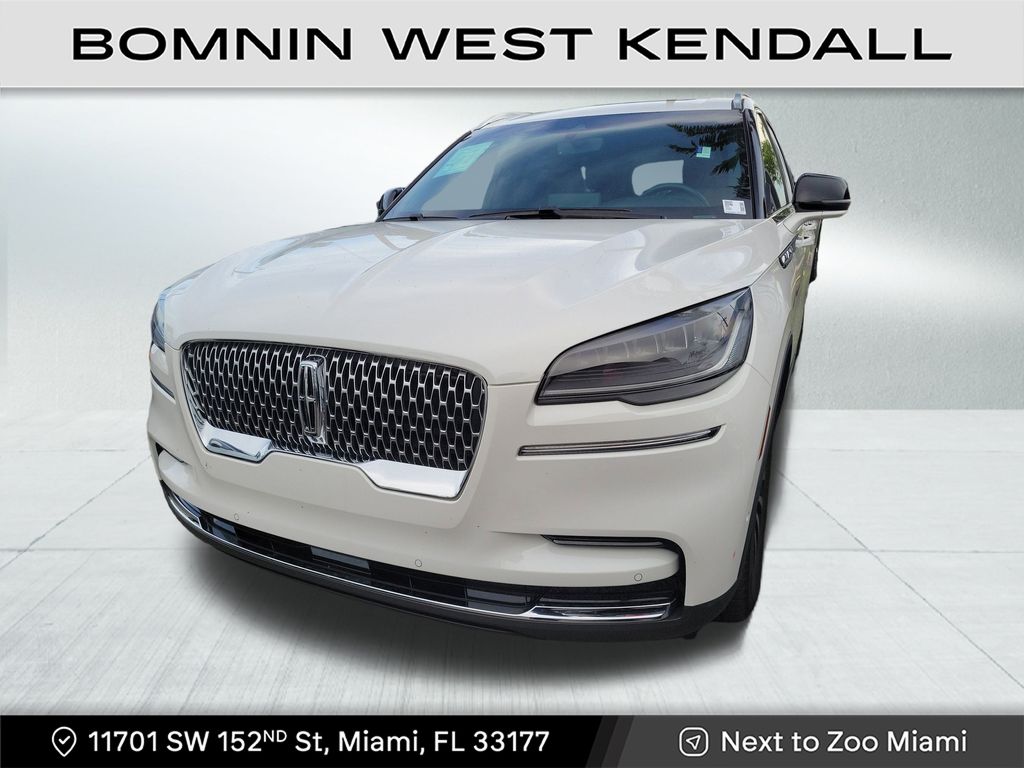 2023 Lincoln Aviator Reserve photo 3