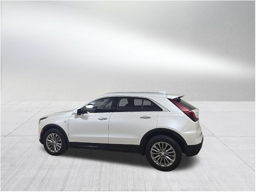 2024 Cadillac XT4 Premium Luxury photo 4