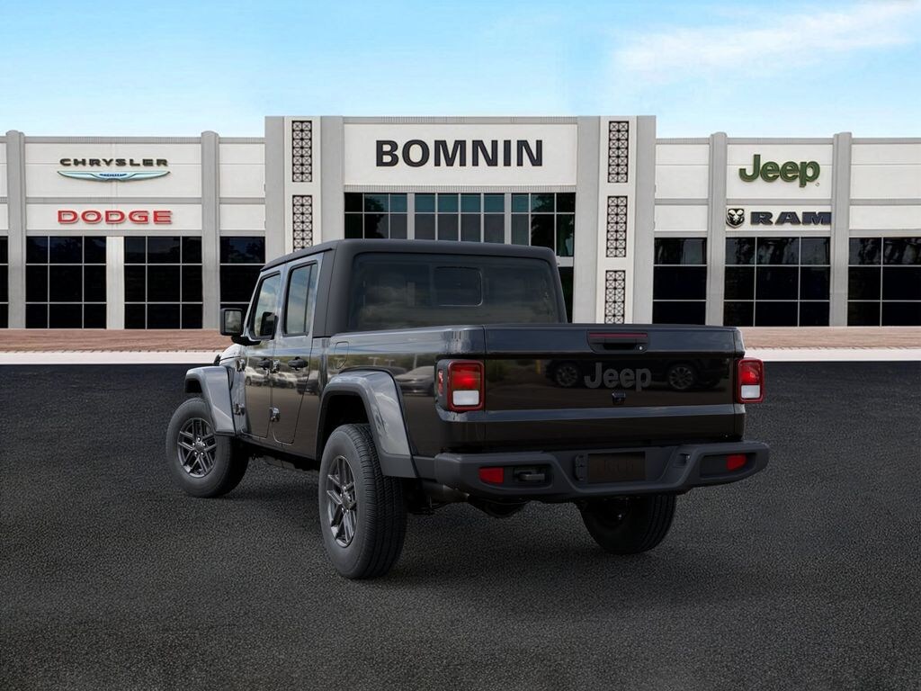 New 2026 Jeep Gladiator Sport S Pickup