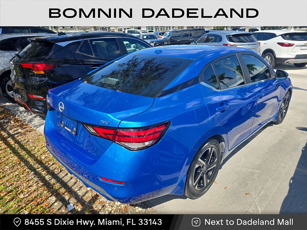 2024 Nissan Sentra SV photo 4