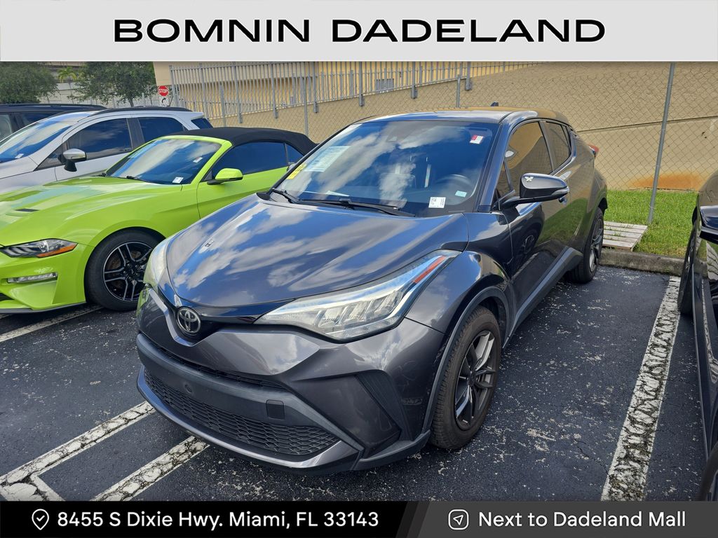 2020 Toyota C-HR LE photo 2
