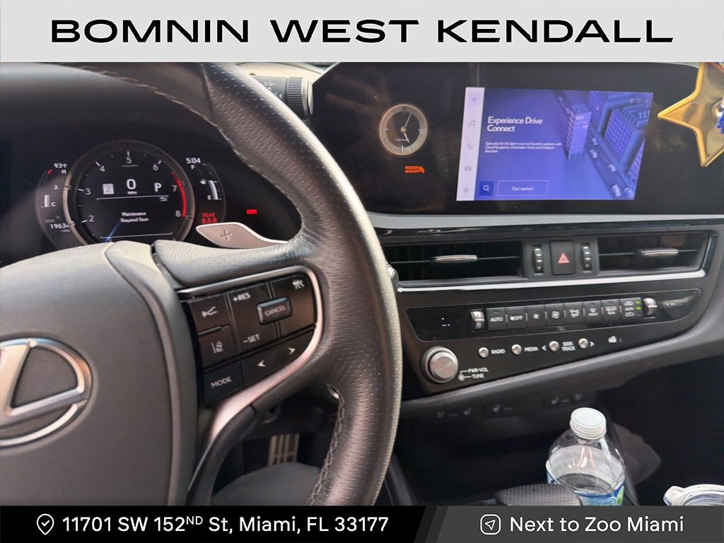 2023 Lexus ES 350 F SPORT photo 3