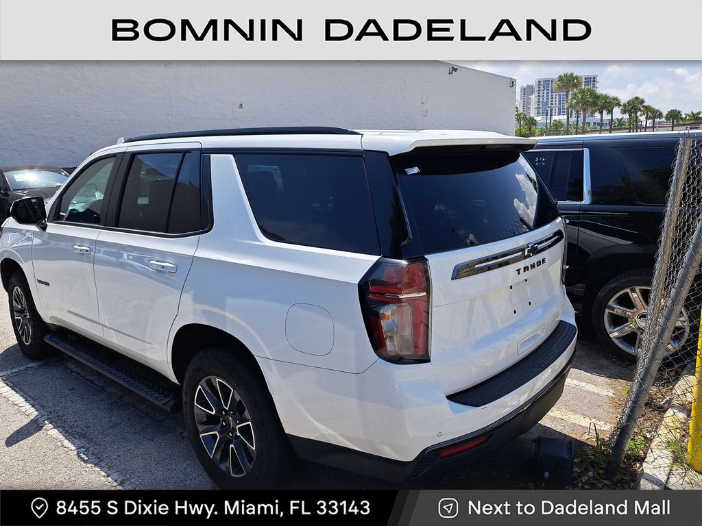 2021 Chevrolet Tahoe Z71 photo 2