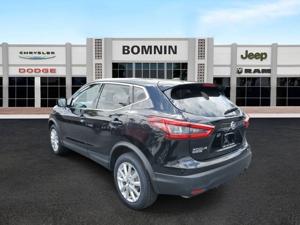 Used 2022 Nissan Rogue Sport S SUV