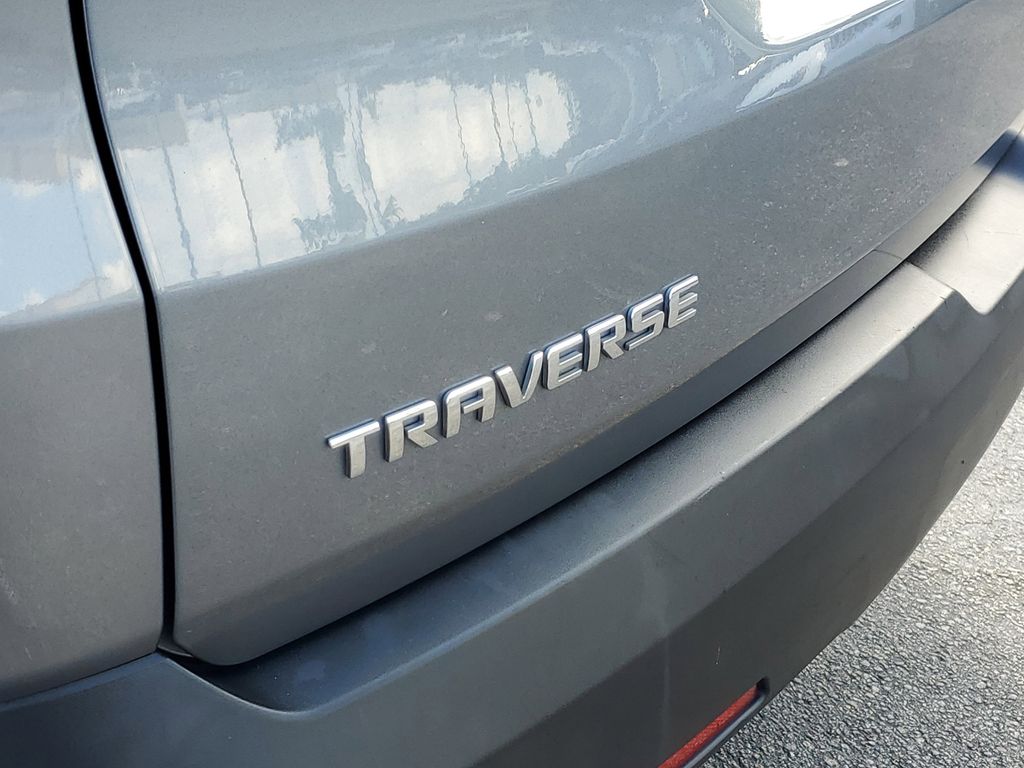 2020 Chevrolet Traverse 1LT photo 4