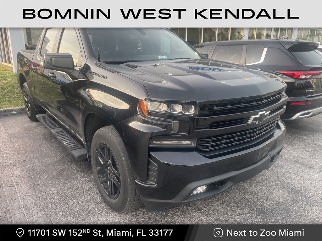 2021 Chevrolet Silverado 1500 RST photo 2
