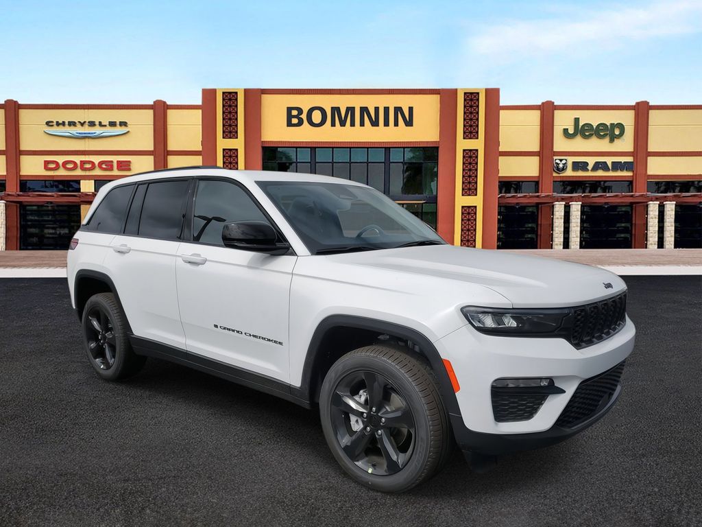 2025 Jeep Grand Cherokee Limited photo 3