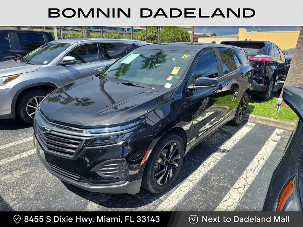 2023 Chevrolet Equinox LS photo 2