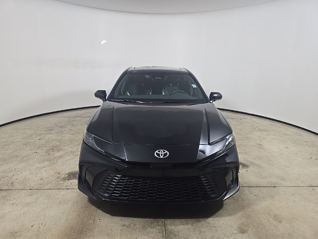 2025 Toyota Camry SE photo 2
