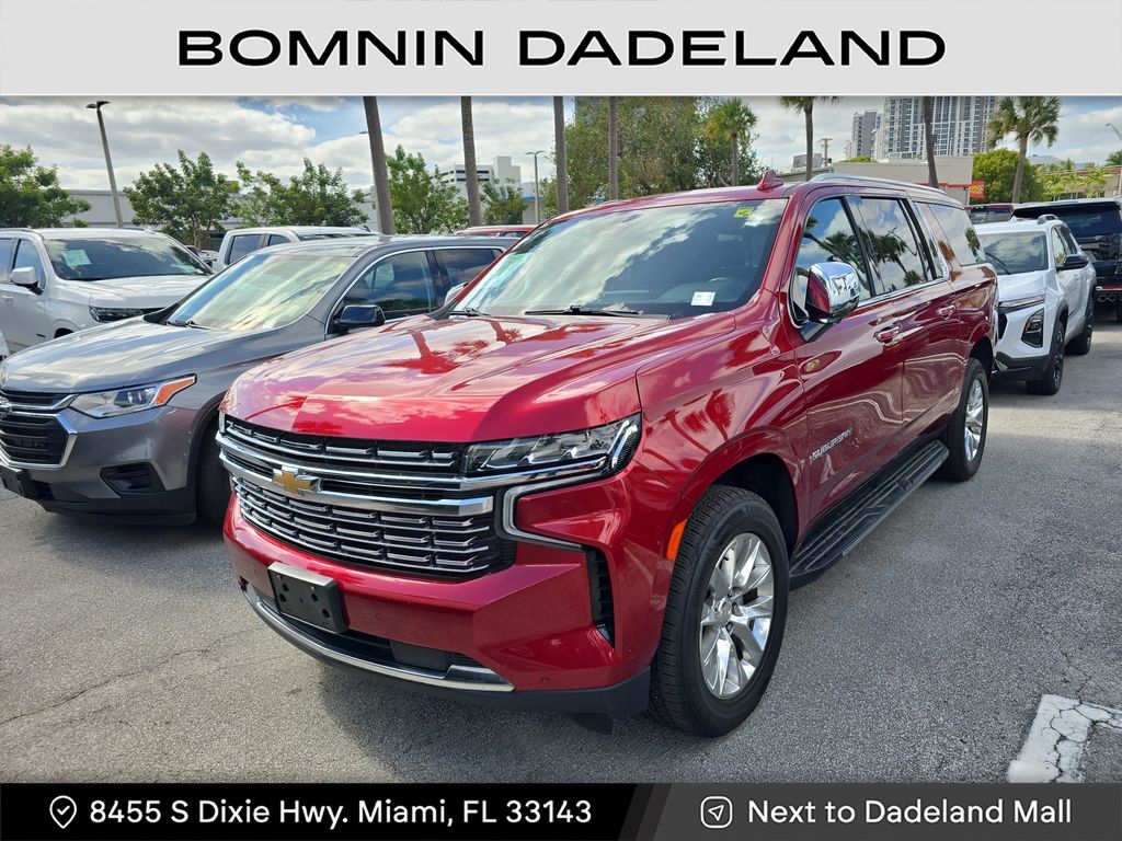 2021 Chevrolet Suburban Premier photo 2