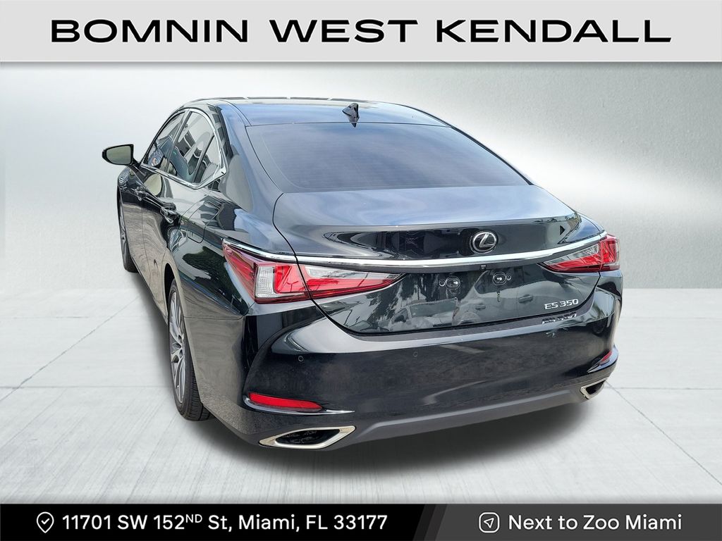 2021 Lexus ES 350 photo 4