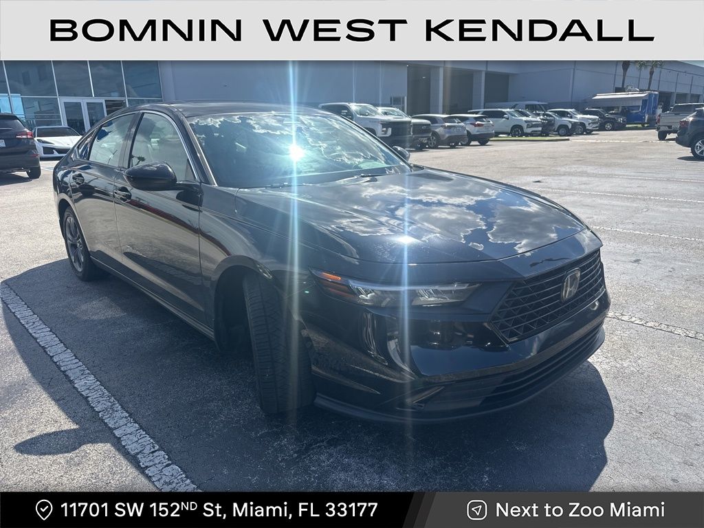 2023 Honda Accord EX photo 2