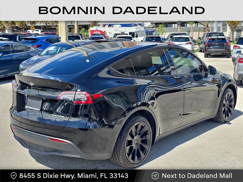 2021 Tesla Model Y Long Range photo 4
