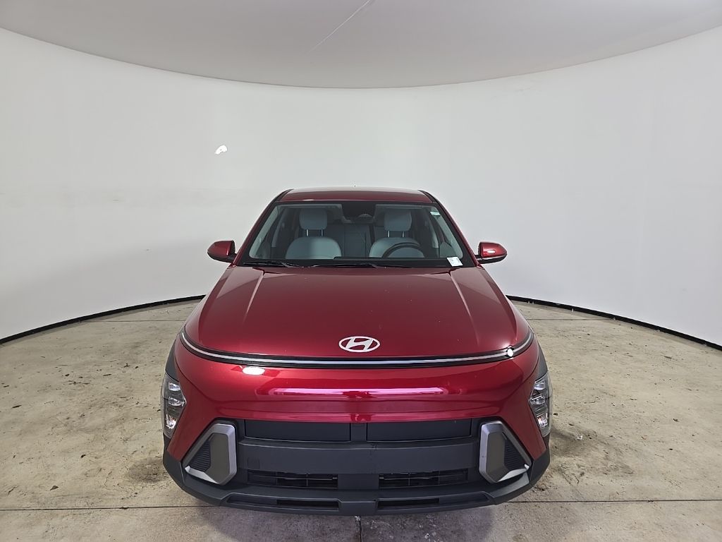 2024 Hyundai Kona SE photo 3